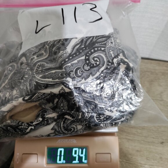 Lands End‎ One Piece Paisley Black White Swimsuit 16 Wireless - Picture 6 of 6